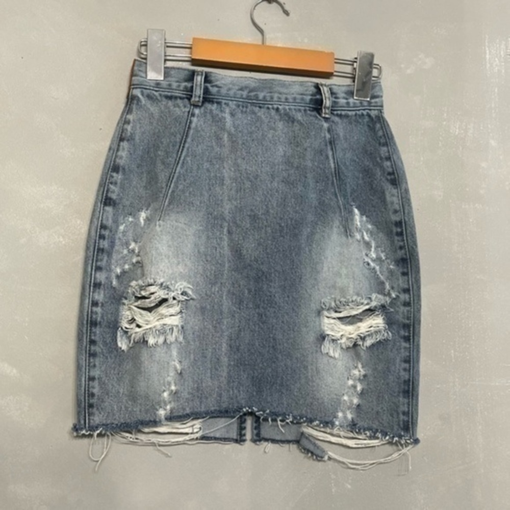 3/$30 _ ONE TEASPOON | Destroyed Mini jean Skirt Vixen High Waist light sz 26